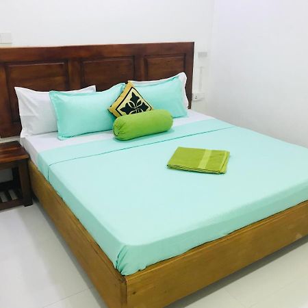Lali Beach Villa Trincomalee Buitenkant foto