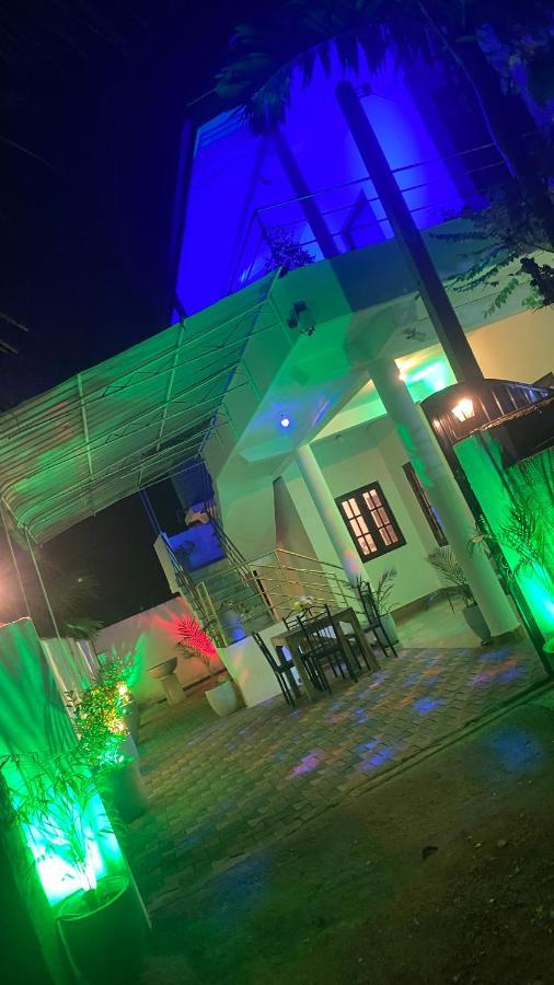 Lali Beach Villa Trincomalee Buitenkant foto