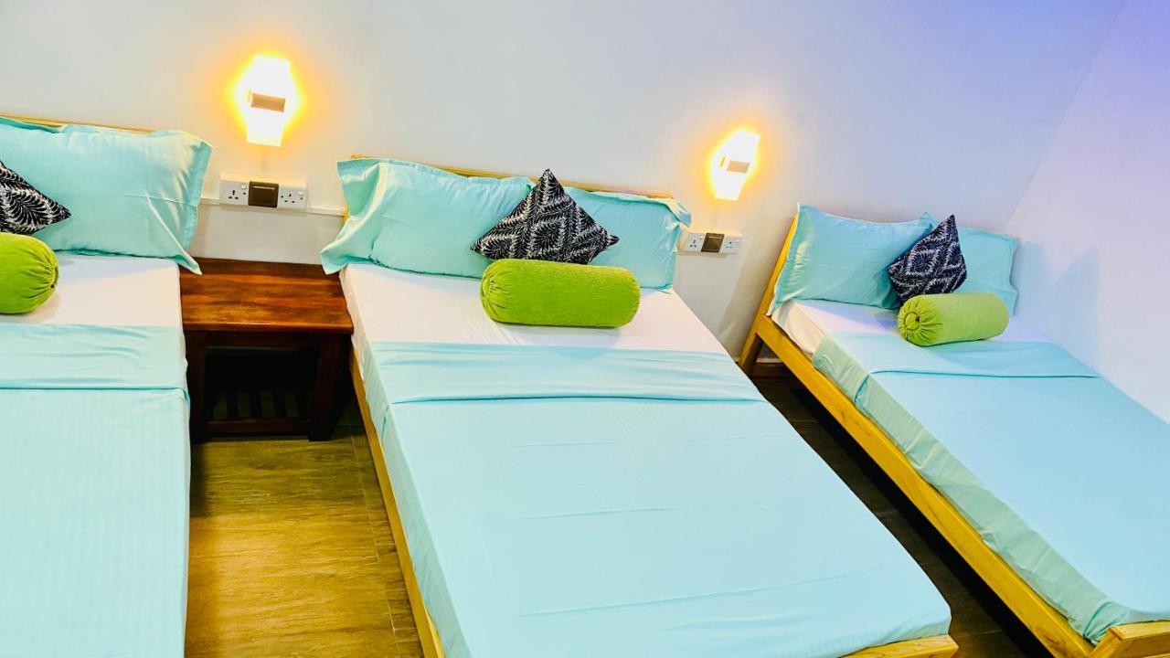 Lali Beach Villa Trincomalee Buitenkant foto