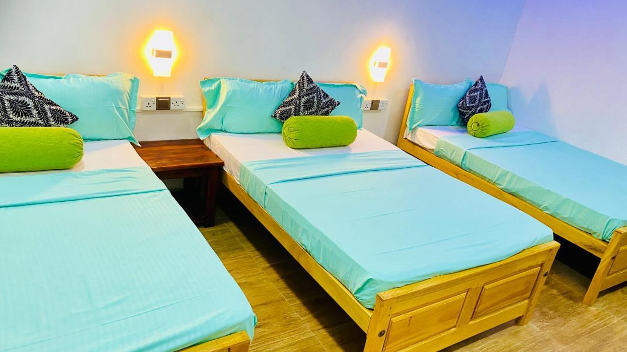 Lali Beach Villa Trincomalee Buitenkant foto